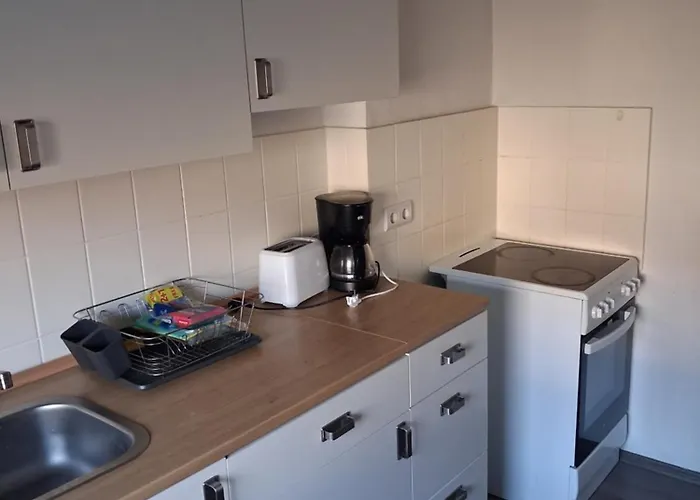 Crew Quartier All-Inclusive Monteurzimmer 3 Schlafzimmer Mit Kueche Und Bad In Leuna Merseburg Apartamento