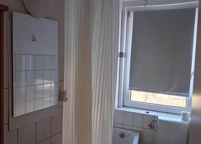 Crew Quartier All-Inclusive Monteurzimmer 3 Schlafzimmer Mit Kueche Und Bad In Leuna Merseburg